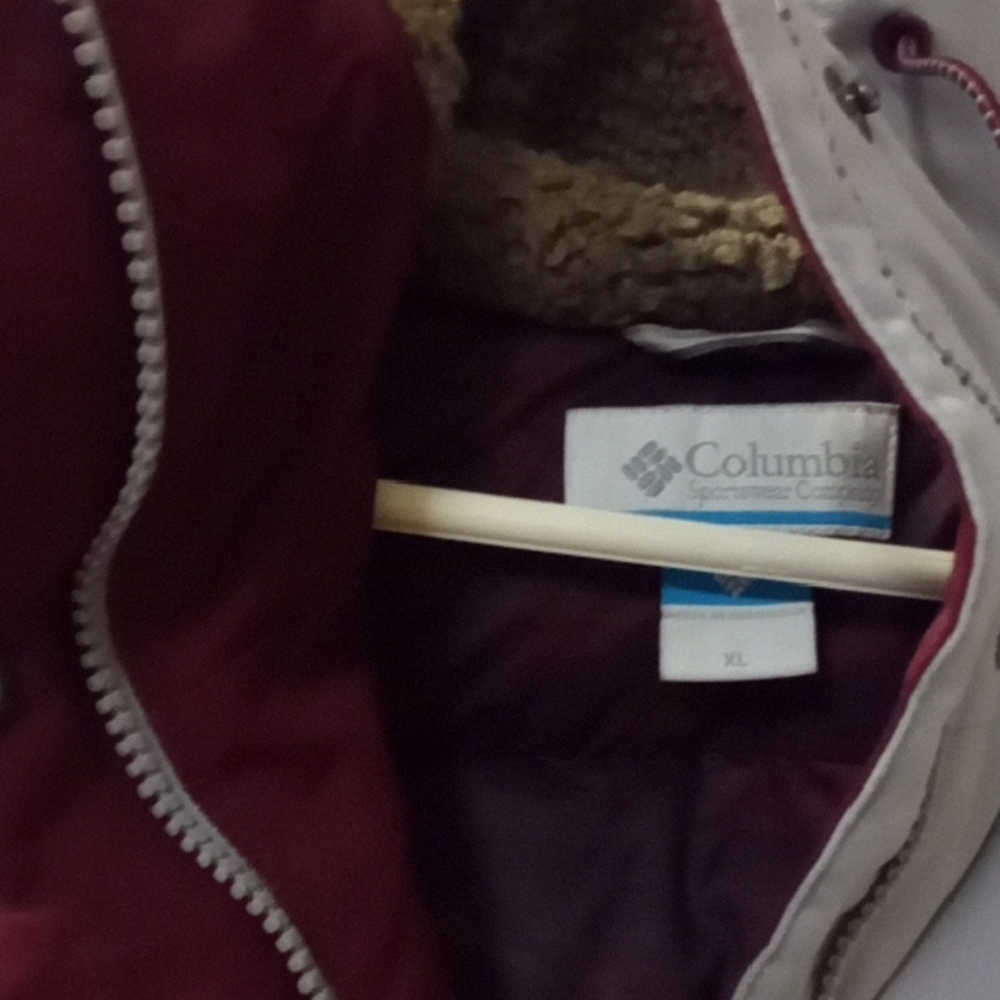 Columbia Gray Puffer Vest with Burgundy Hood - Picture 3 of 6
